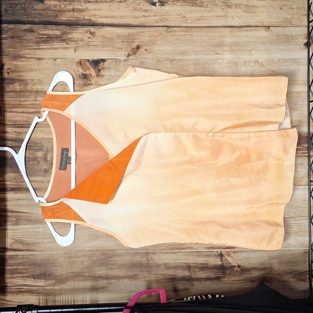 Plains AND PRINTS SIZE 4 ORANGE SLEEVELESS BLOUSE